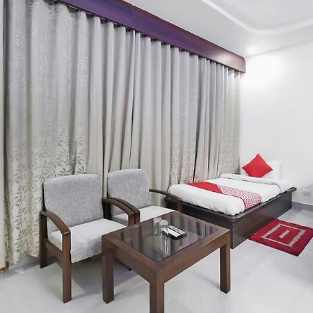 Oyo 23533 Mount View Kulu Exterior foto