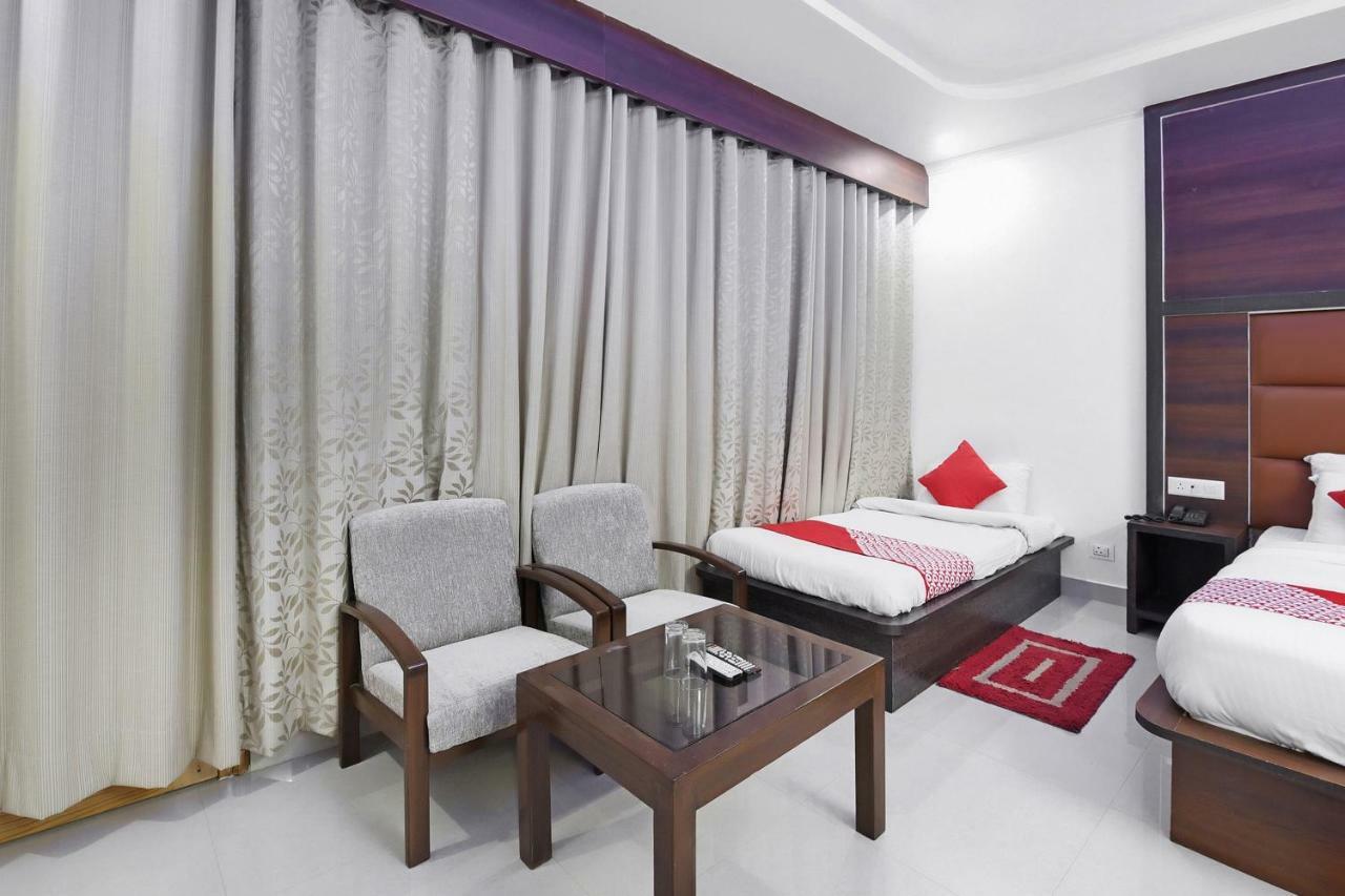 Oyo 23533 Mount View Kulu Exterior foto